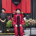 0501MedicalGraduation1584